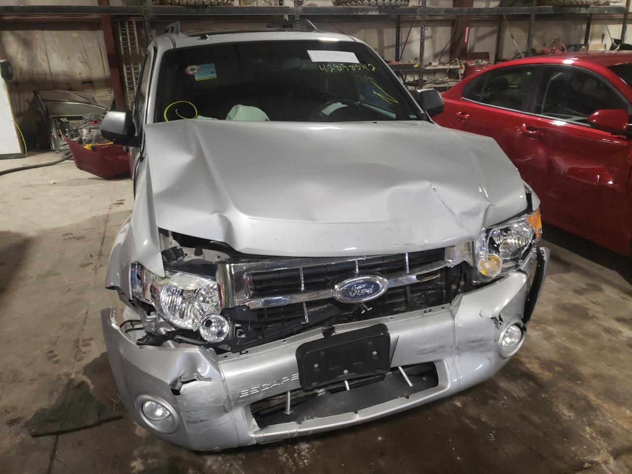 Photo 9 from auction – 2008 FORD ESCAPE XLT with VIN 1FMCU93138KE59769