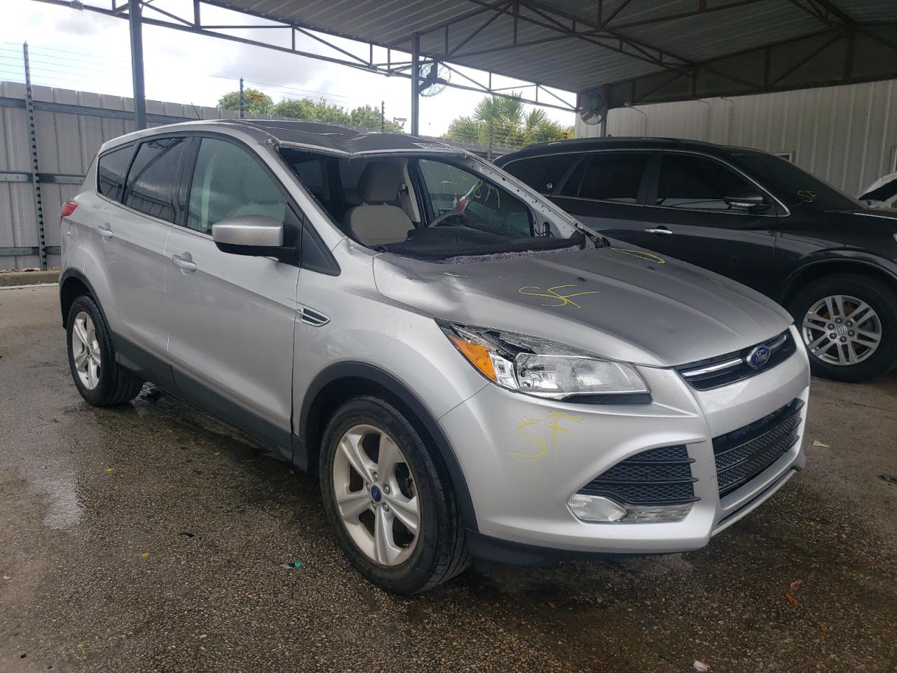 FORD ESCAPE SE 2015 with VIN 1FMCU0GX4FUA49199 - Photo from auction