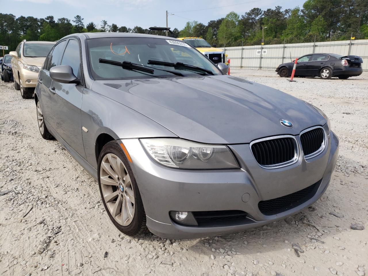 BMW 328 I 2011 with VIN WBAPH7C50BE851371 - Photo from auction