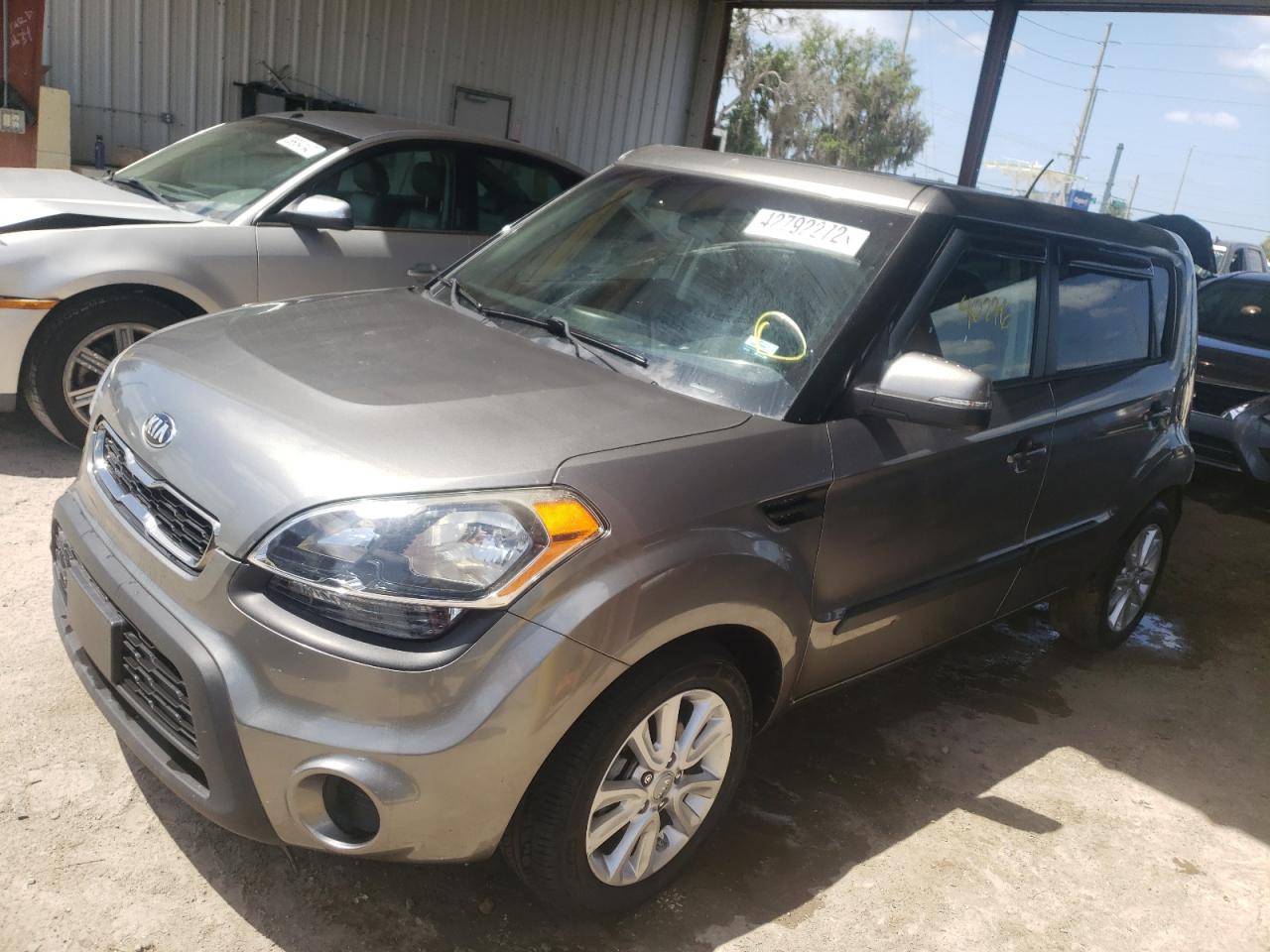صورة رقم 2 من المزاد - 2013 KIA SOUL + مع VIN KNDJT2A60D7628292