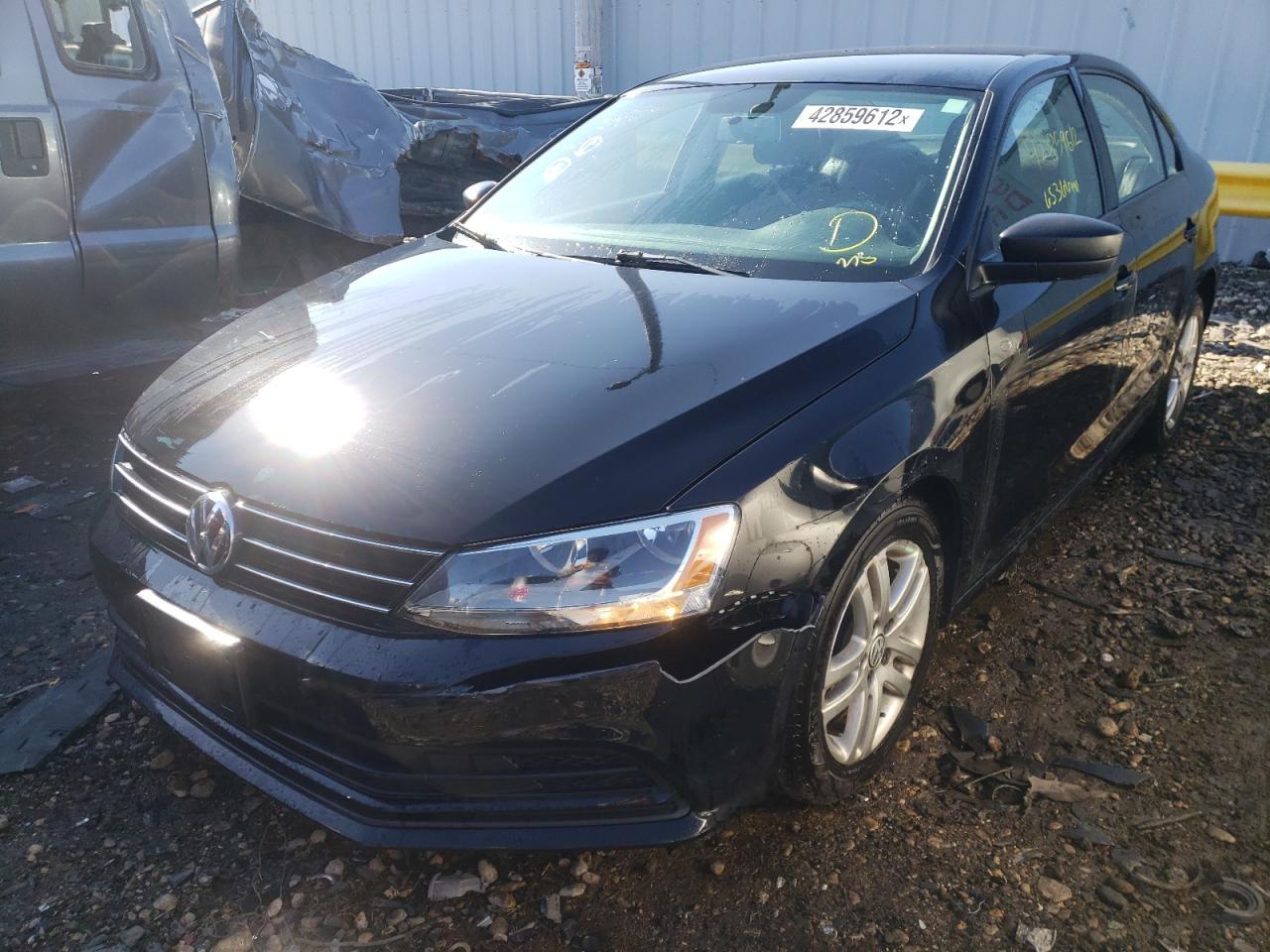 Photo 2 from auction – 2015 VOLKSWAGEN JETTA BASE with VIN 3VW2K7AJ1FM355393