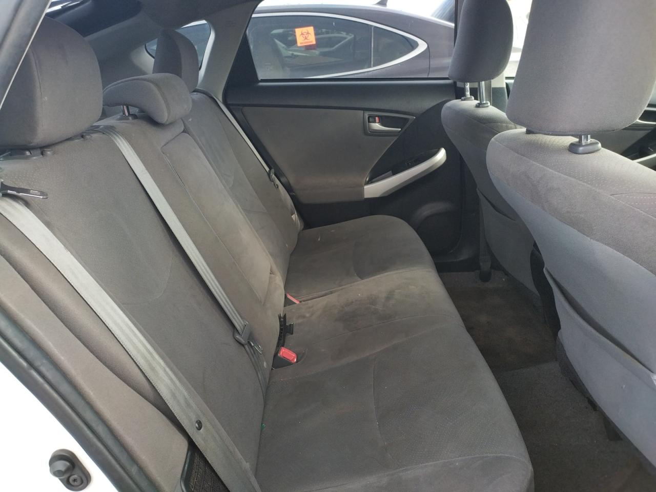 Photo 6 from auction – 2014 TOYOTA PRIUS with VIN JTDKN3DU0E0358196