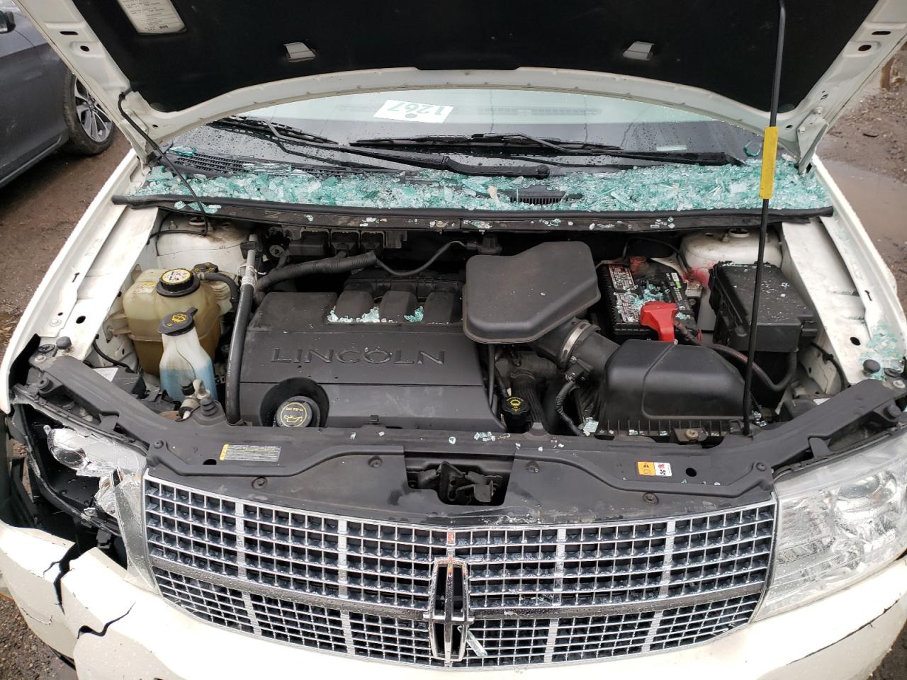 Photo 7 from auction – 2008 LINCOLN MKX with VIN 2LMDU88C78BJ09097