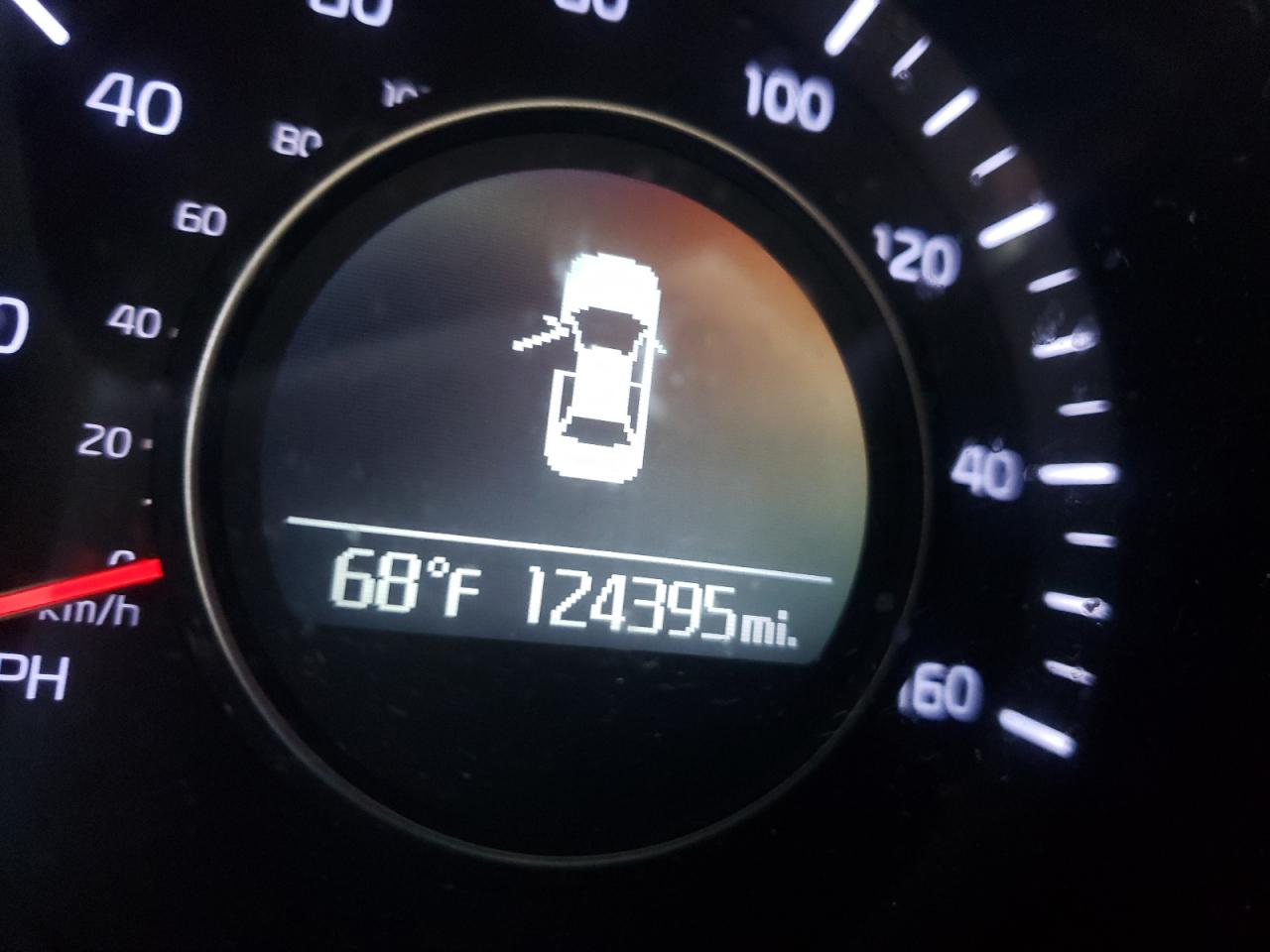Photo 8 from auction – 2015 KIA OPTIMA LX with VIN 5XXGM4A79FG432552