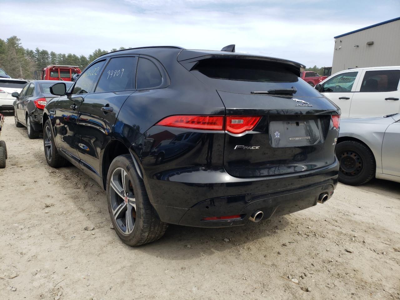 Photo 3 from auction – 2017 JAGUAR F-PACE S with VIN SADCM2BV8HA080521