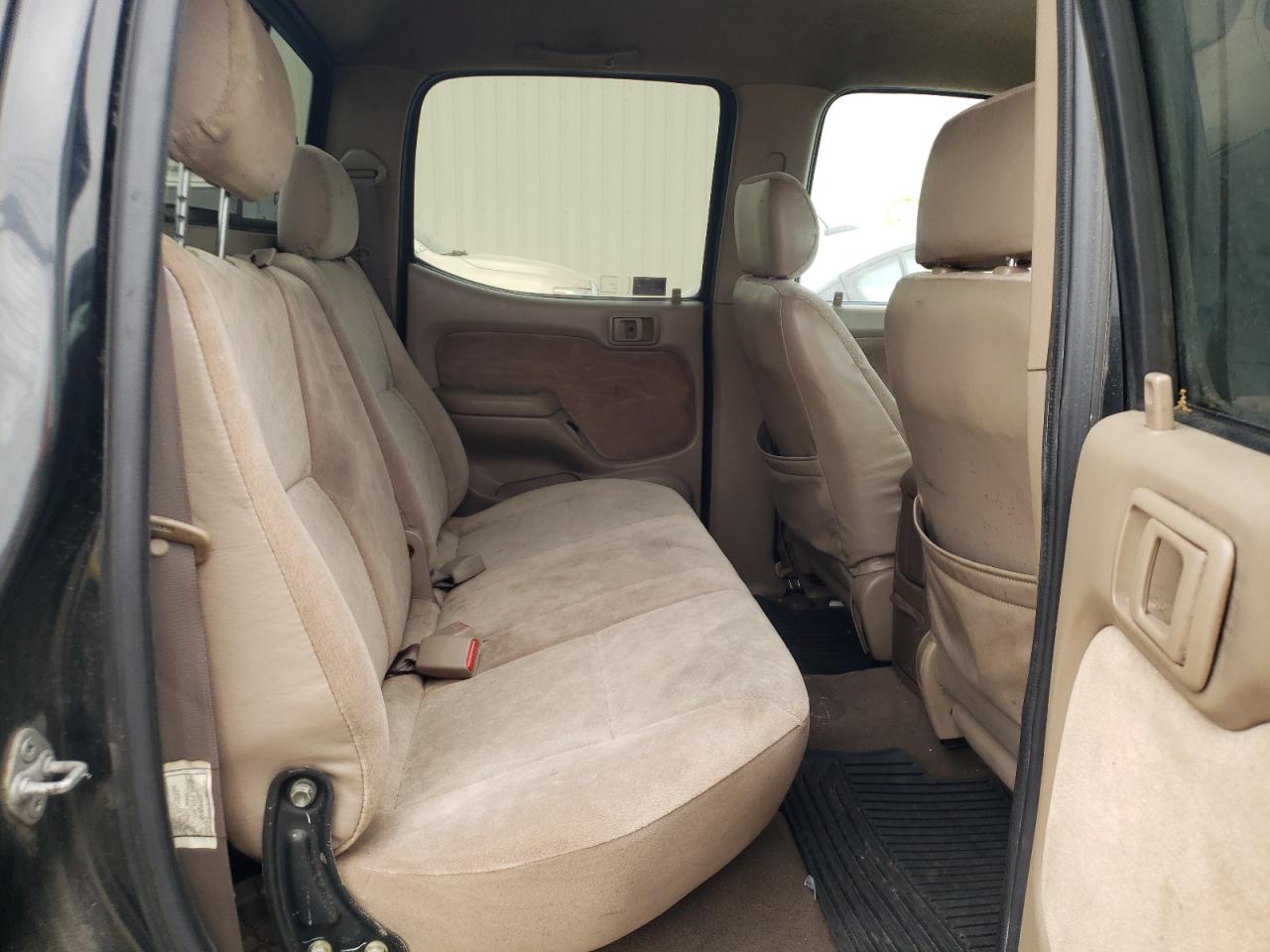 Photo 6 from auction – 2002 TOYOTA TACOMA DOU with VIN 5TEGN92N02Z020202