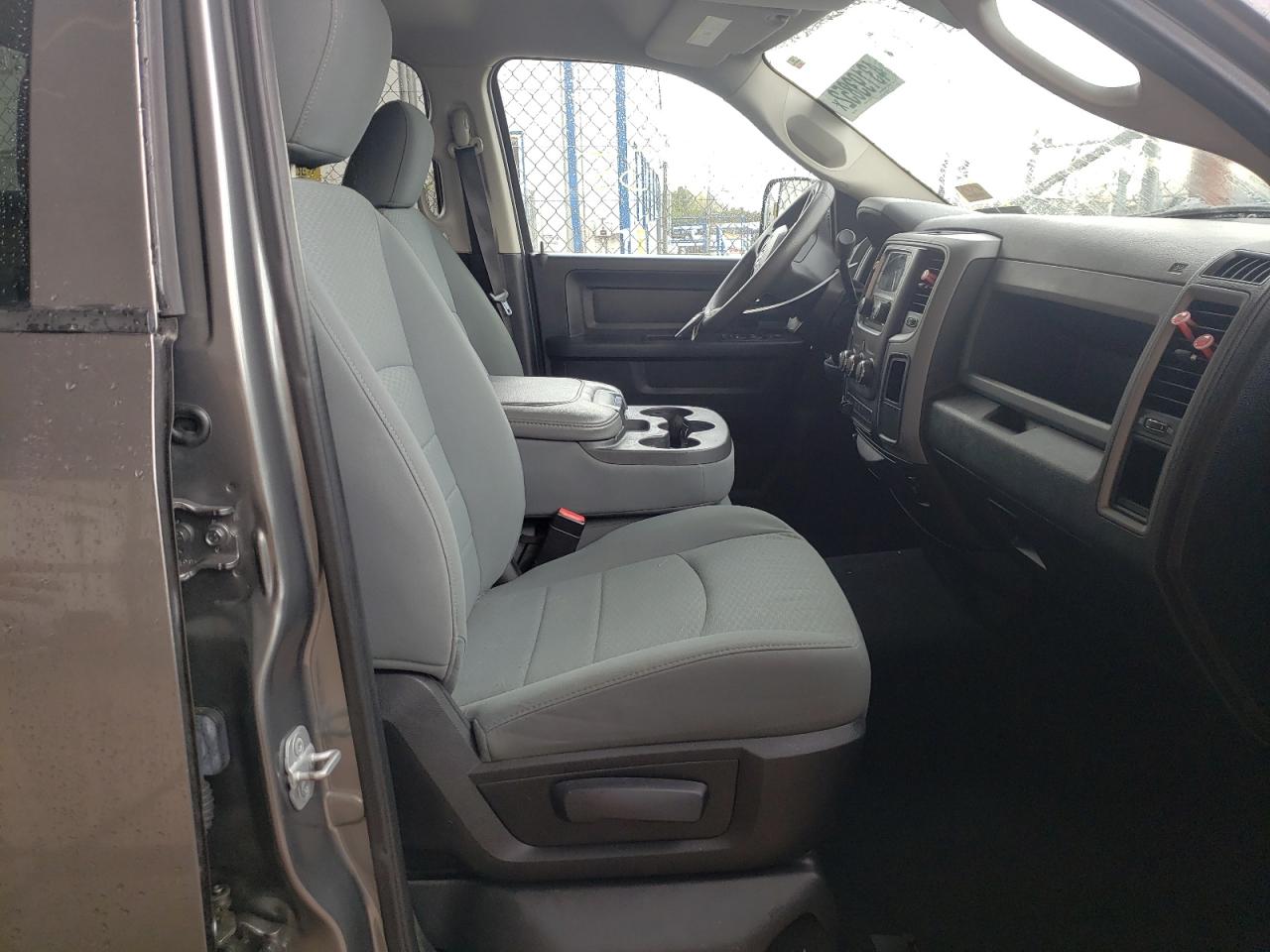 Photo 5 from auction – 2013 RAM 1500 ST with VIN 1C6RR7FT3DS518001
