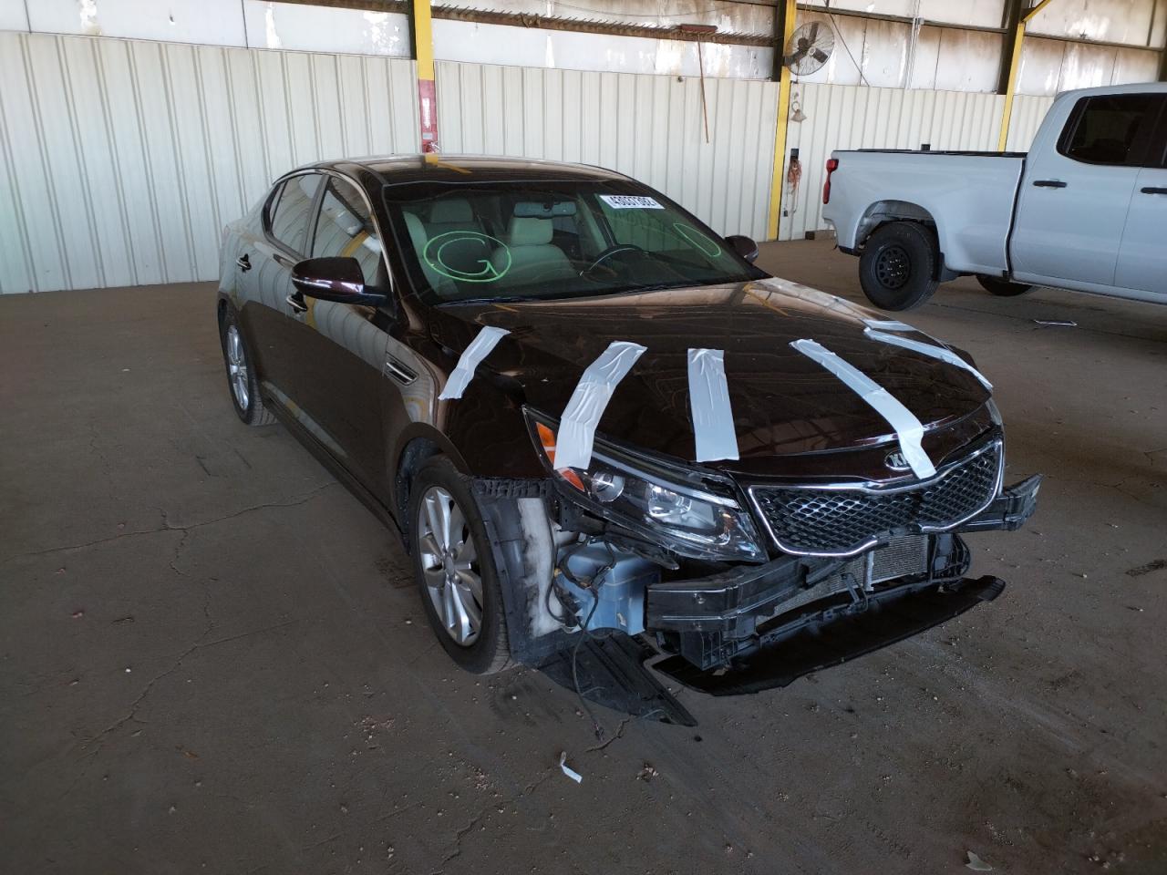 KIA OPTIMA EX 2015 with VIN 5XXGN4A7XFG455562 - Photo from auction
