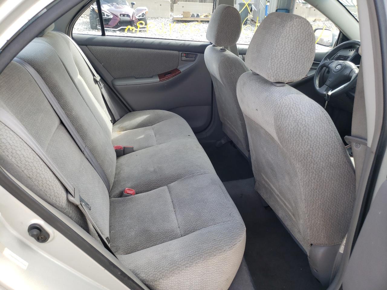 Photo 6 from auction – 2004 TOYOTA COROLLA CE with VIN 2T1BR38E04C255260