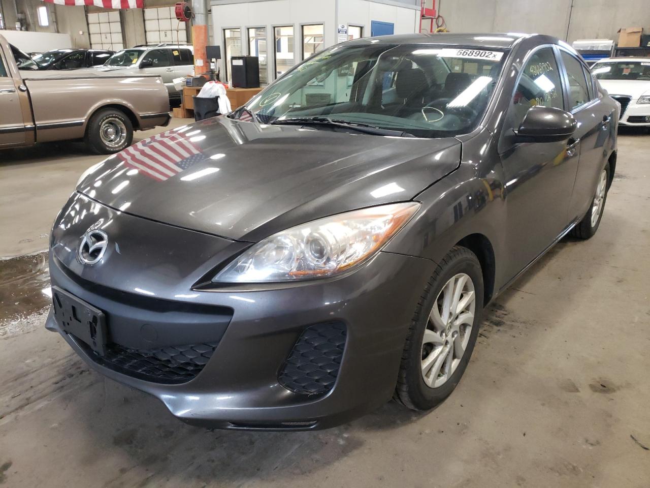 Photo 2 from auction – 2012 MAZDA 3 I with VIN JM1BL1VF1C1510553