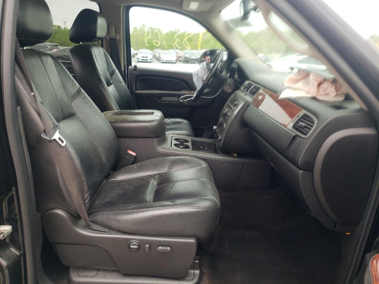 Photo 5 from auction – 2011 GMC SIERRA K25 with VIN 1GT121C81BF107869