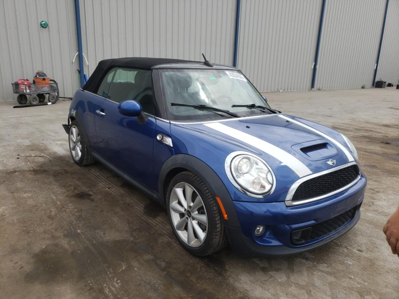 MINI COOPER S 2015 with VIN WMWZP3C59FT299018 - Photo from auction