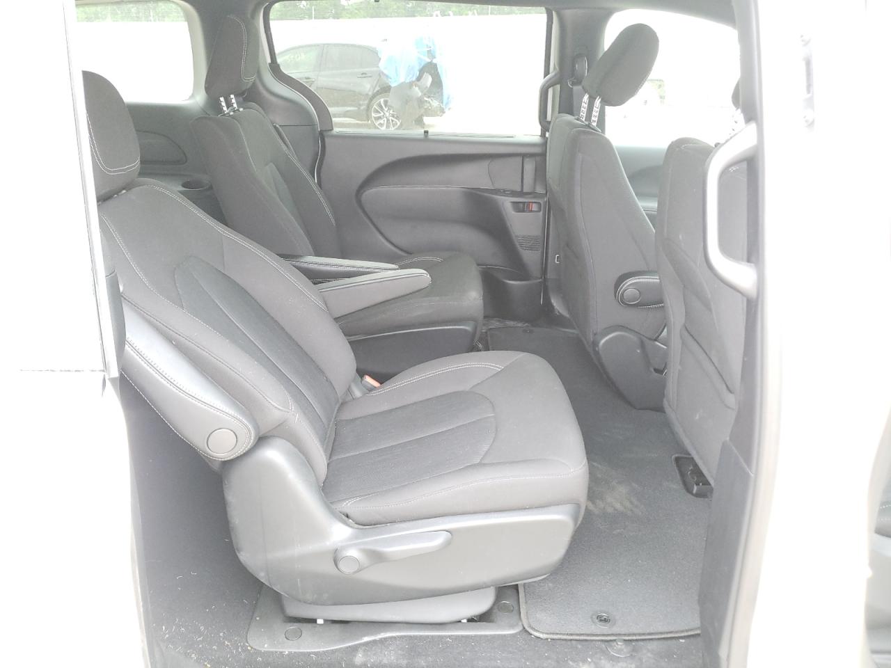 Photo 6 from auction – 2021 CHRYSLER PACIFICA H with VIN 2C4RC1R76MR529596