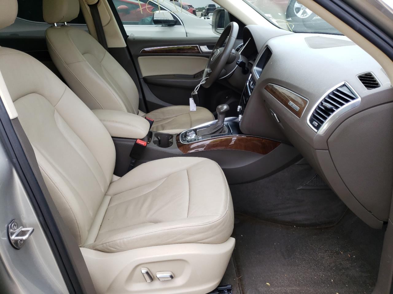 Photo 5 from auction – 2015 AUDI Q5 PREMIUM with VIN WA1CFAFP0FA090673