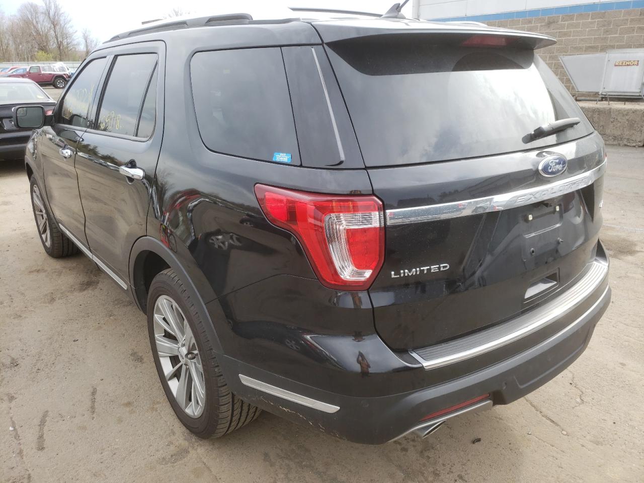 Photo 3 from auction – 2018 FORD EXPLORER L with VIN 1FM5K8F87JGC16718