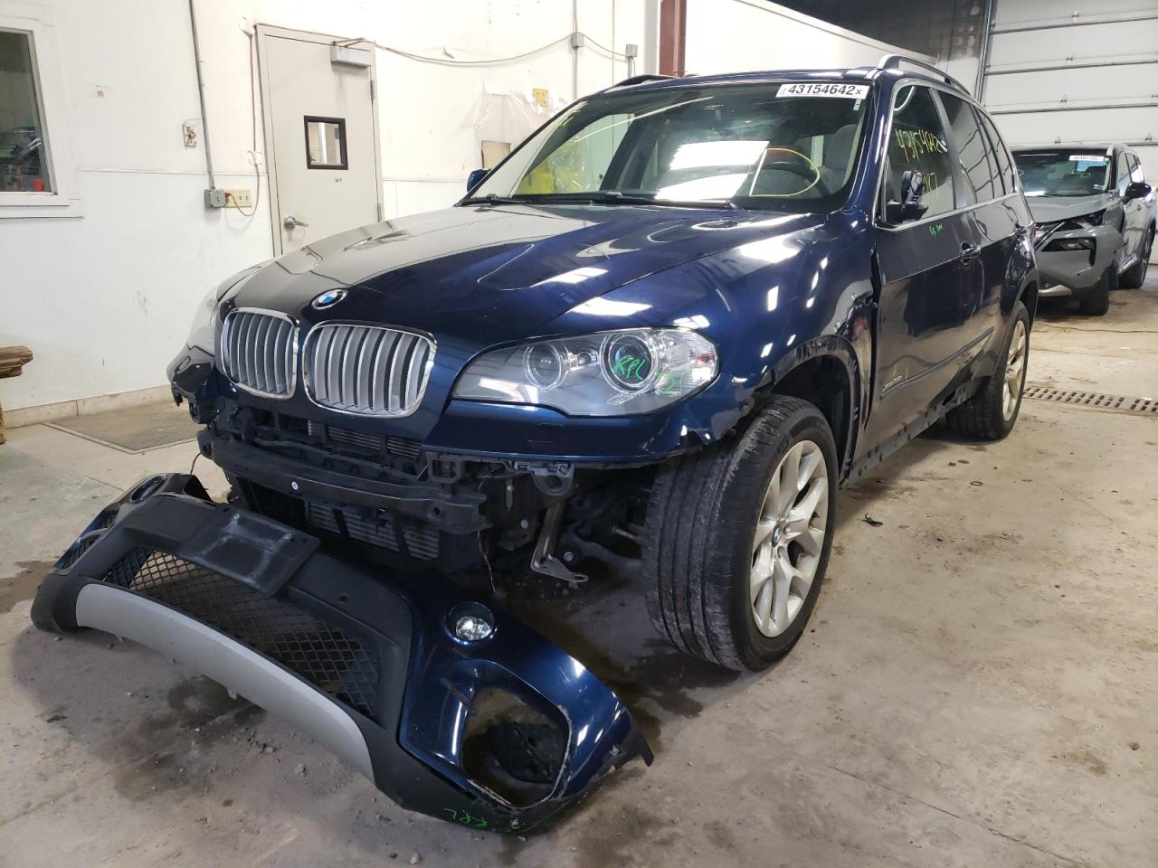 Photo 2 from auction – 2013 BMW X5 XDRIVE3 with VIN 5UXZV4C53D0E05462