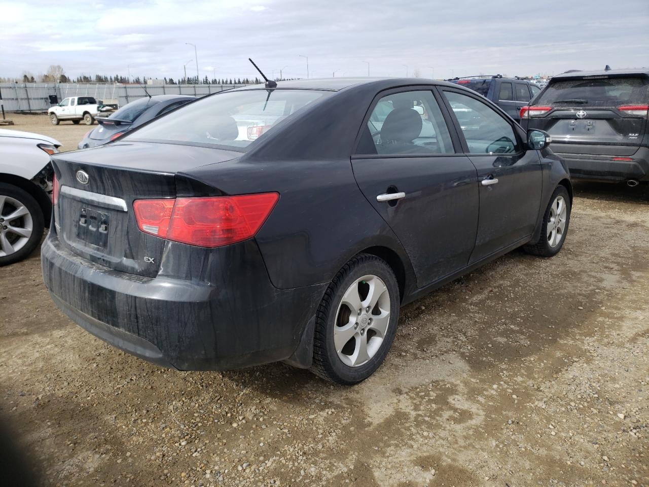 Photo 4 from auction – 2010 KIA FORTE EX with VIN KNAFU4A20A5046693