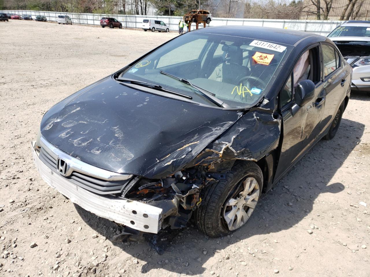 Photo 2 from auction – 2012 HONDA CIVIC LX with VIN 2HGFB2F59CH327596