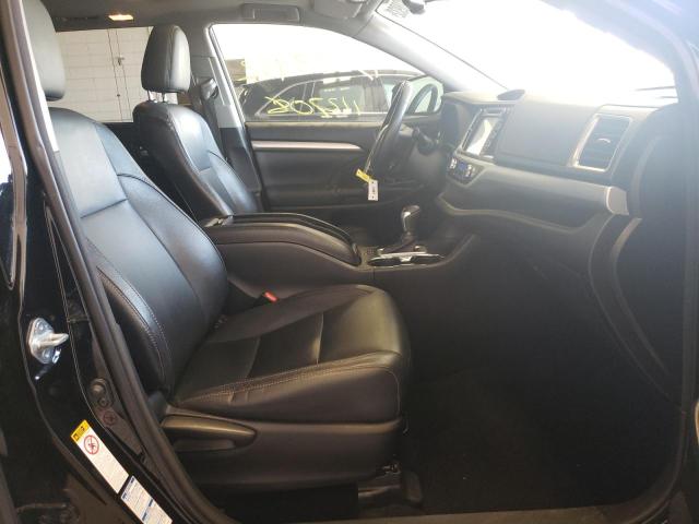 Photo 5 from auction – 2015 TOYOTA HIGHLANDER with VIN 5TDJKRFH4FS072552