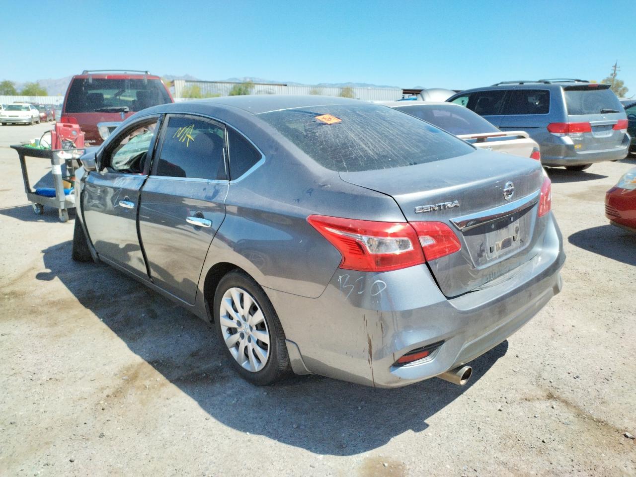 Photo 3 from auction – 2019 NISSAN SENTRA S with VIN 3N1AB7AP0KY441237