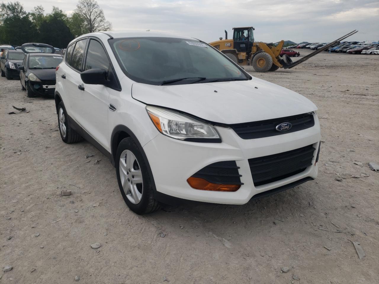 FORD ESCAPE S 2015 con VIN 1FMCU0F78FUB64860 - Foto de la subasta