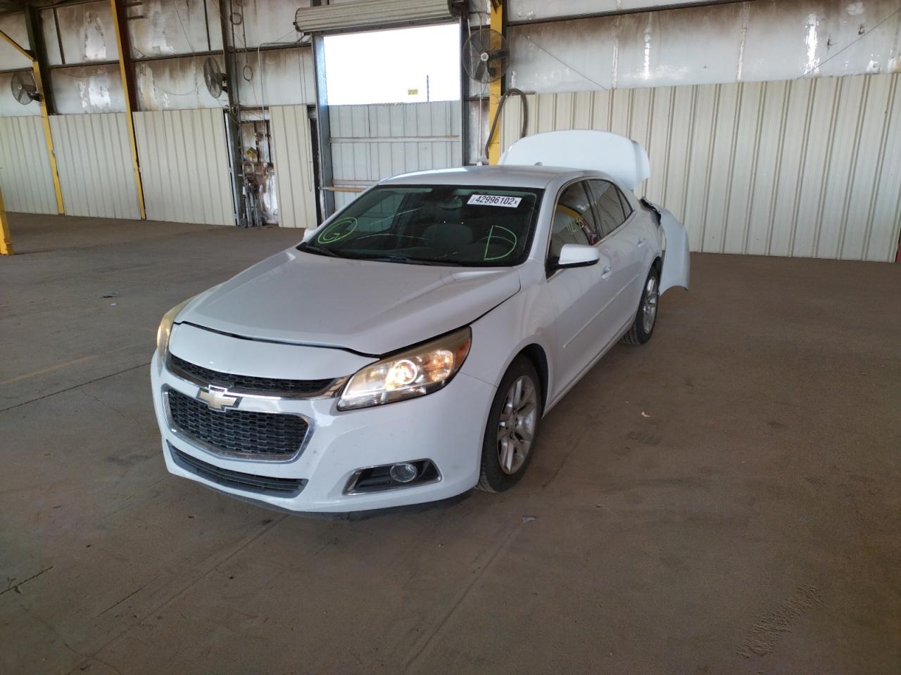 Photo 2 from auction – 2015 CHEVROLET MALIBU 2LT with VIN 1G11D5SL4FF307456