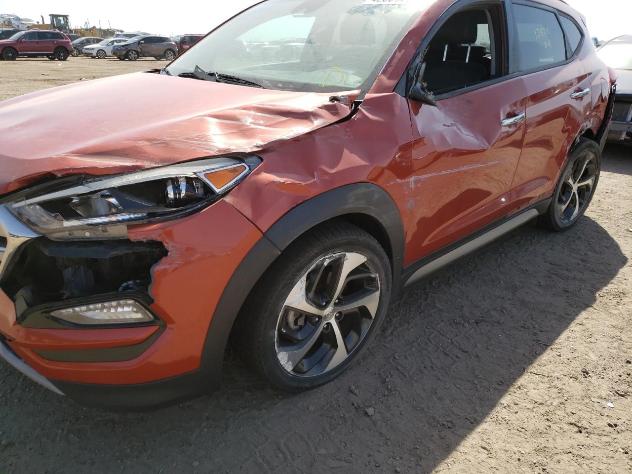 Photo 9 from auction – 2017 HYUNDAI TUCSON LIM with VIN KM8J3CA25HU295769