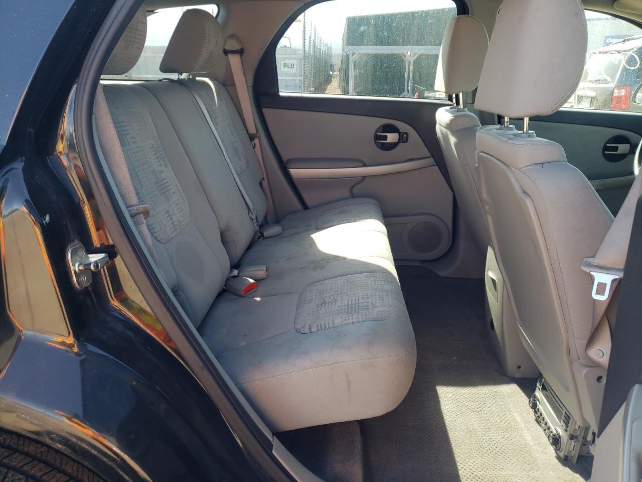 Photo 6 from auction – 2005 CHEVROLET EQUINOX LS with VIN 2CNDL23F656007050