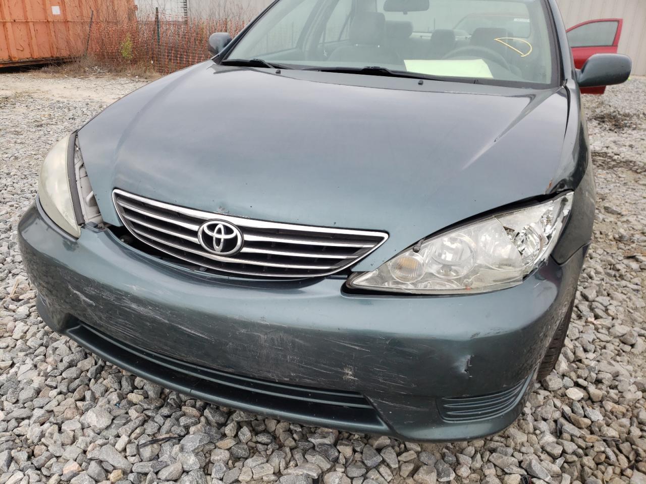 Photo 9 from auction – 2005 TOYOTA CAMRY LE with VIN 4T1BE30K85U027486