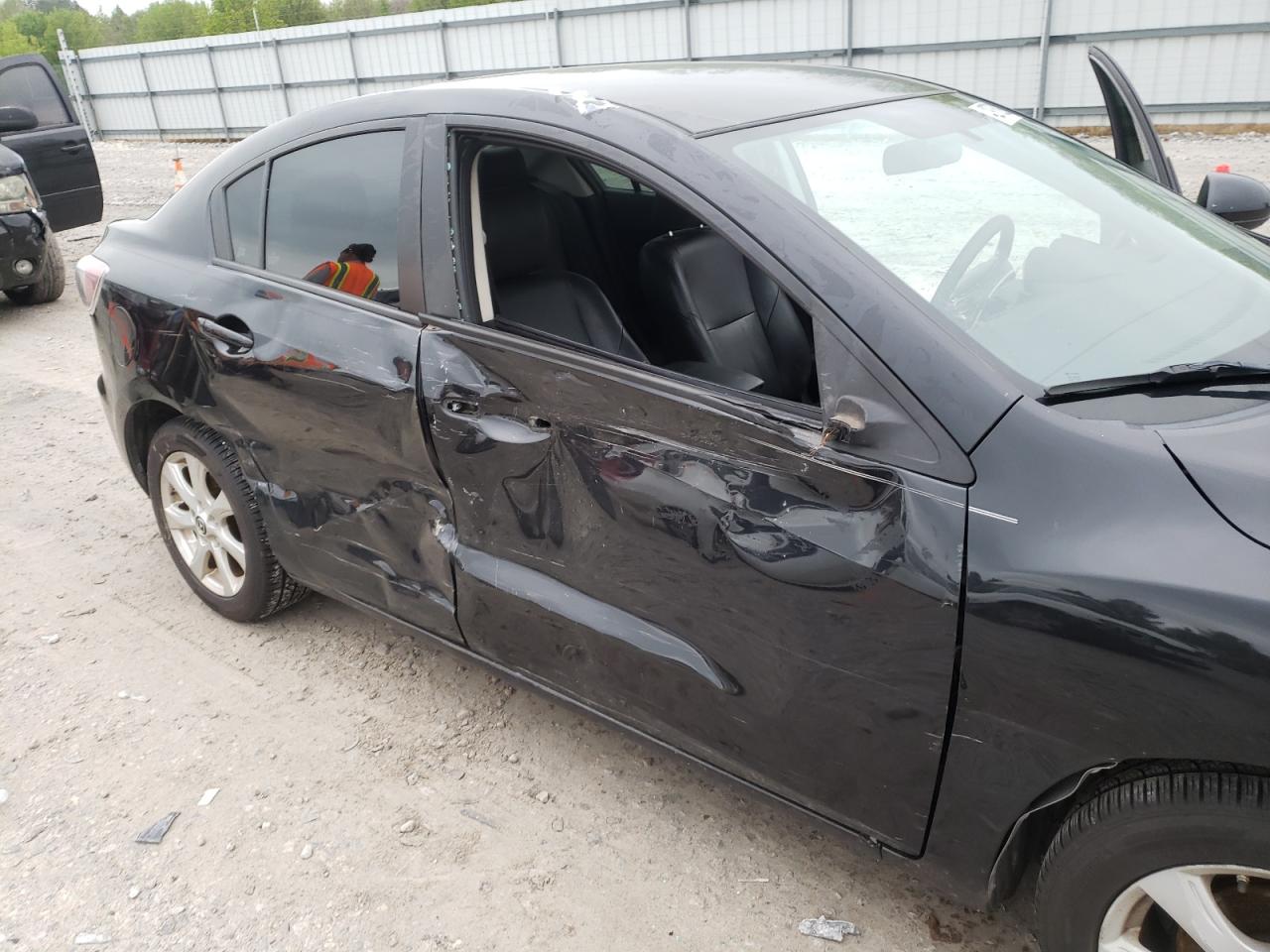 Photo 9 from auction – 2010 MAZDA 3 I with VIN JM1BL1SF8A1305846