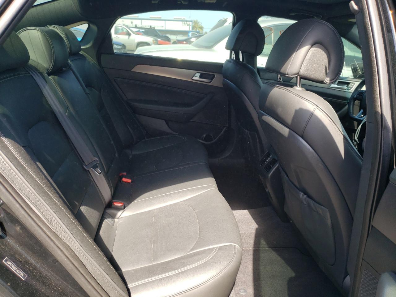 Photo 6 from auction – 2015 HYUNDAI SONATA SPO with VIN 5NPE34AB2FH257564