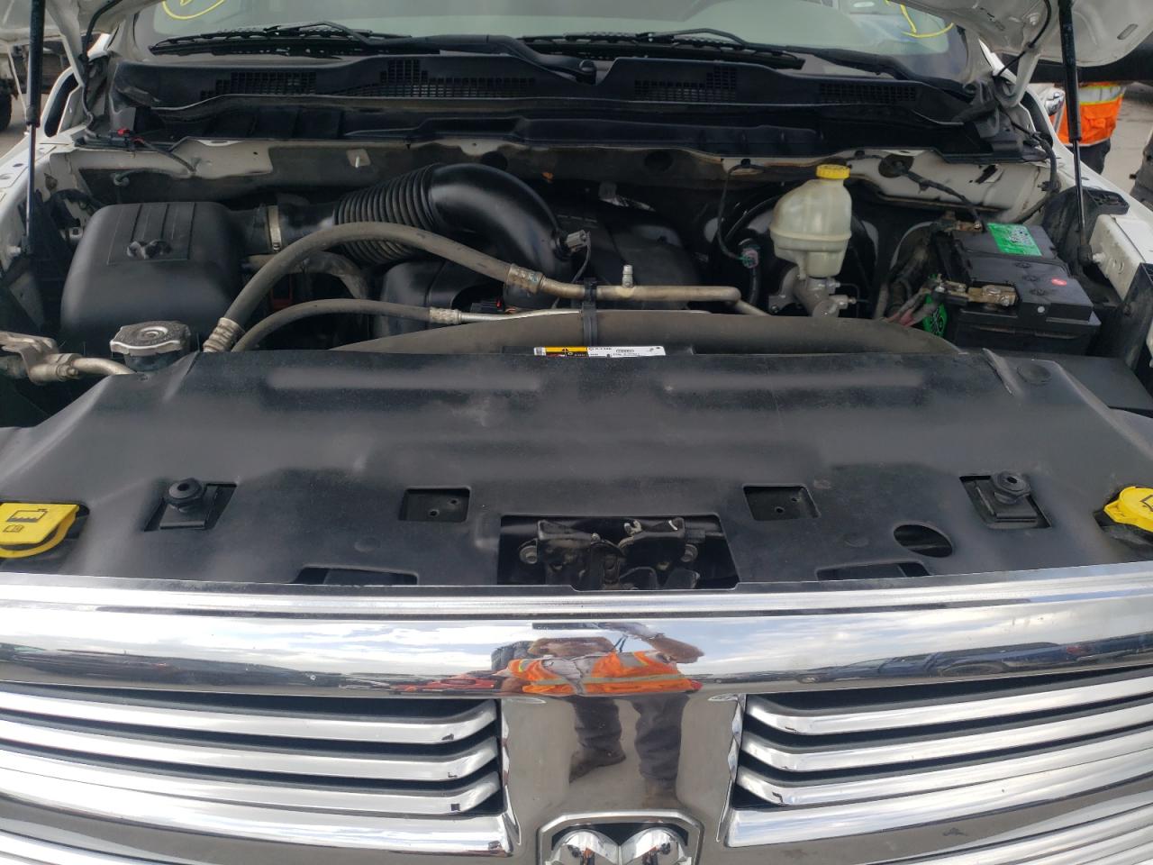 Photo 7 from auction – 2014 RAM 1500 SLT with VIN 1C6RR6LT0ES228721
