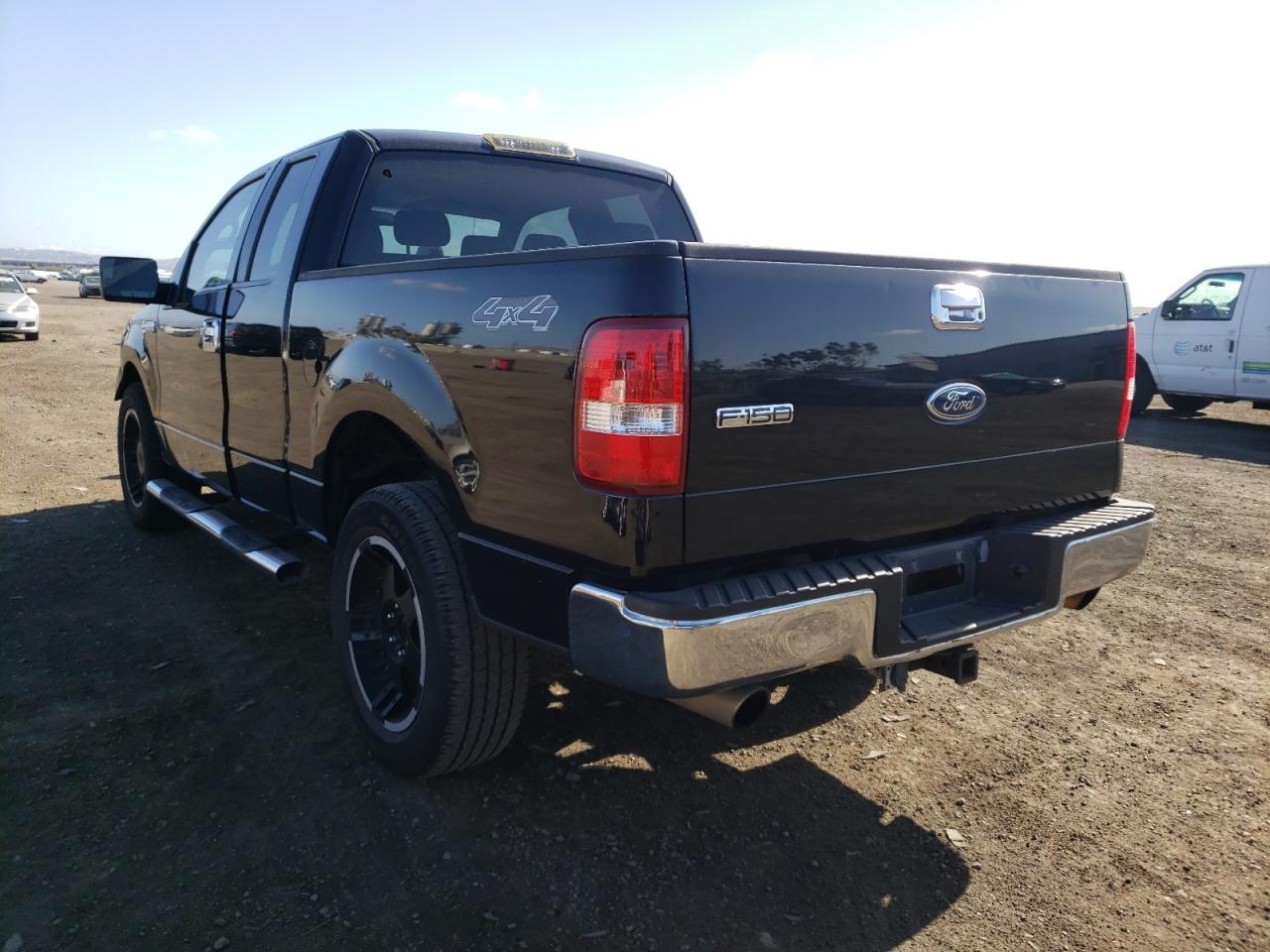 Photo 3 from auction – 2005 FORD F150 with VIN 1FTPX14555FA85217