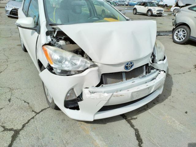 Photo 9 from auction – 2013 TOYOTA PRIUS C with VIN JTDKDTB33D1544692