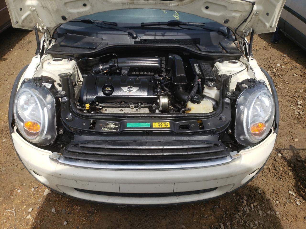 Photo 7 from auction – 2008 MINI COOPER with VIN WMWMF33598TT61484