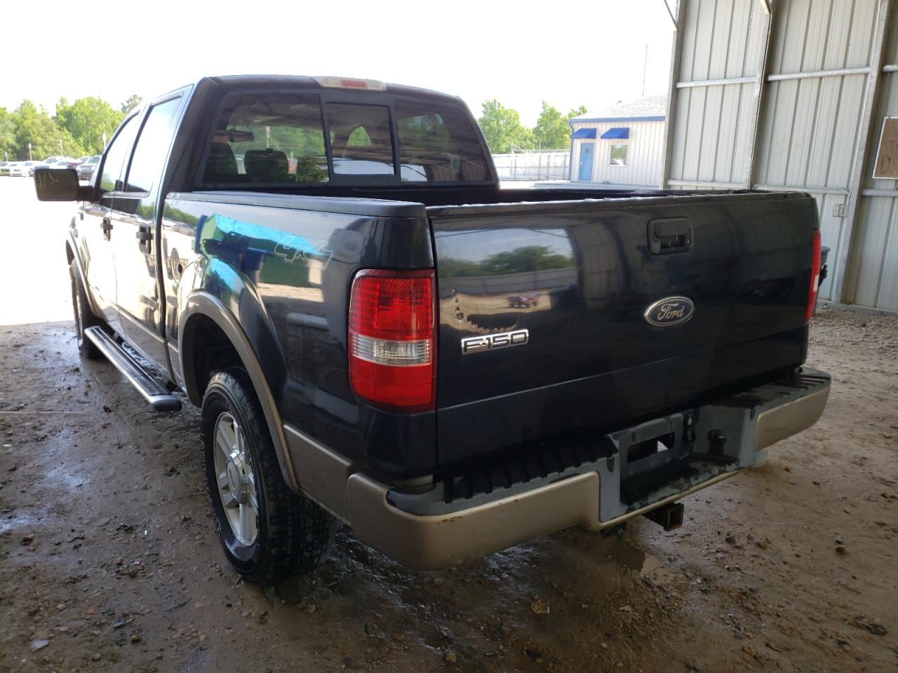 Photo 3 from auction – 2004 FORD F150 SUPER with VIN 1FTPW145X4KB03817