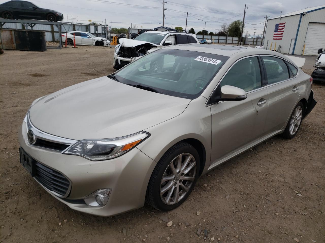 Photo 2 from auction – 2013 TOYOTA AVALON BAS with VIN 4T1BK1EB9DU001533