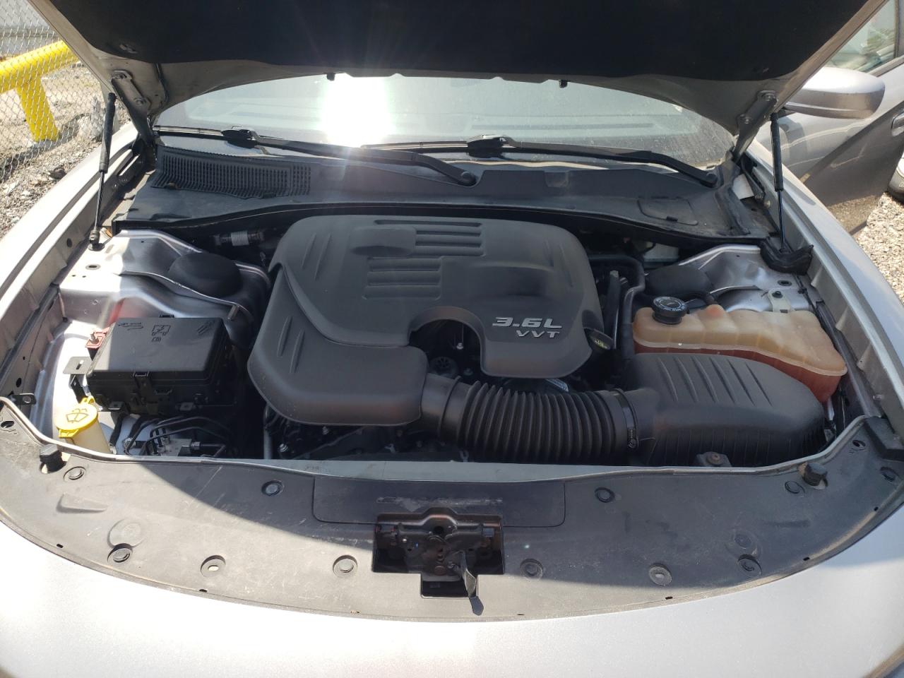 Photo 7 from auction – 2016 DODGE CHARGER SX with VIN 2C3CDXHG1GH326492