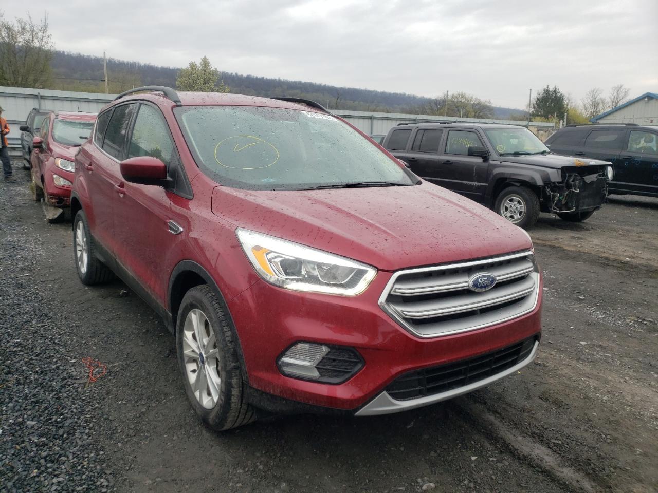 Photo 1 from auction – 2017 FORD ESCAPE SE with VIN 1FMCU9GD9HUE63267