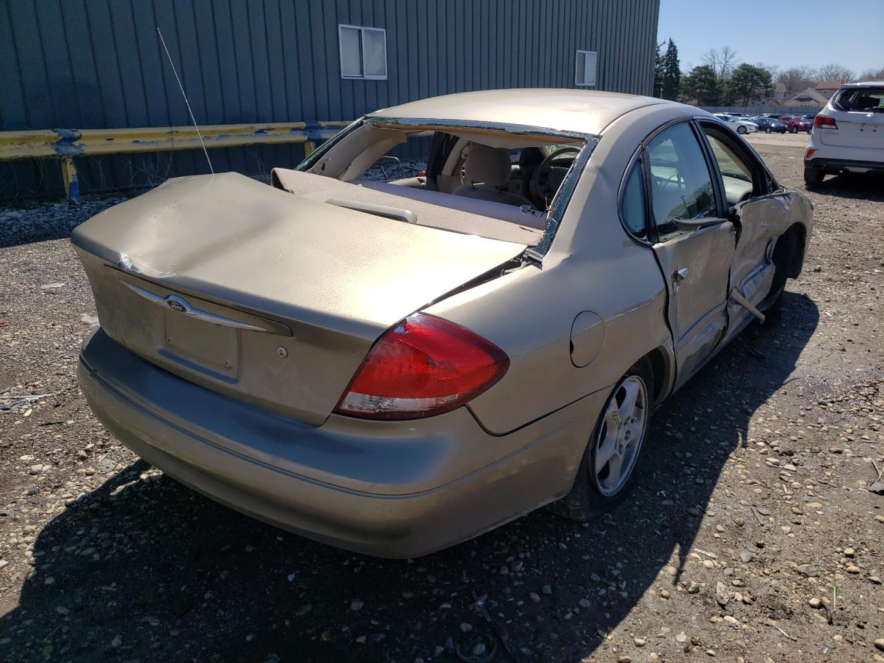 Photo 4 from auction – 2004 FORD TAURUS SE with VIN 1FAFP53U64G126805