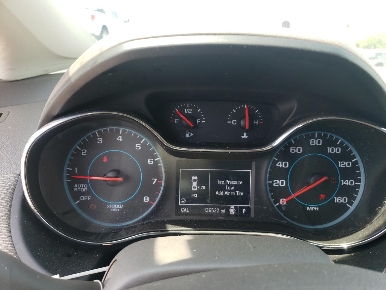 Photo 8 from auction – 2017 CHEVROLET CRUZE LS with VIN 3G1BC5SM1HS550169