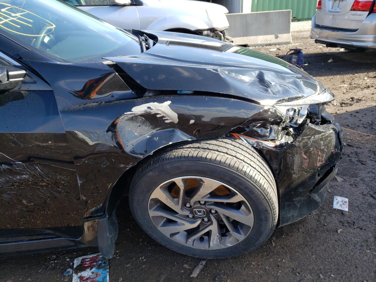 Photo 9 from auction – 2018 HONDA CIVIC EX with VIN 19XFC2F76JE032509