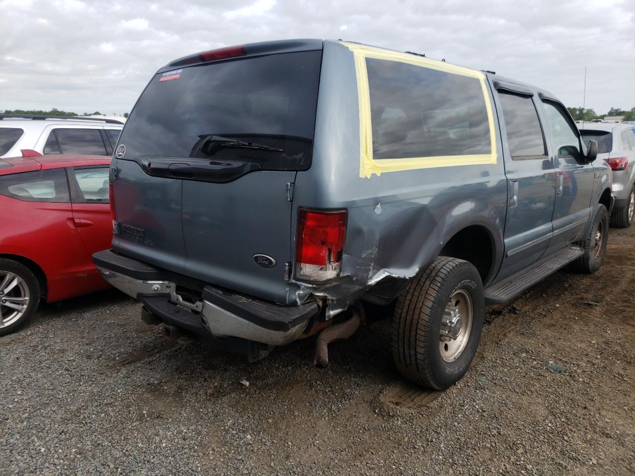 Photo 4 from auction – 2000 FORD EXCURSION with VIN 1FMNU41S2YEB19566