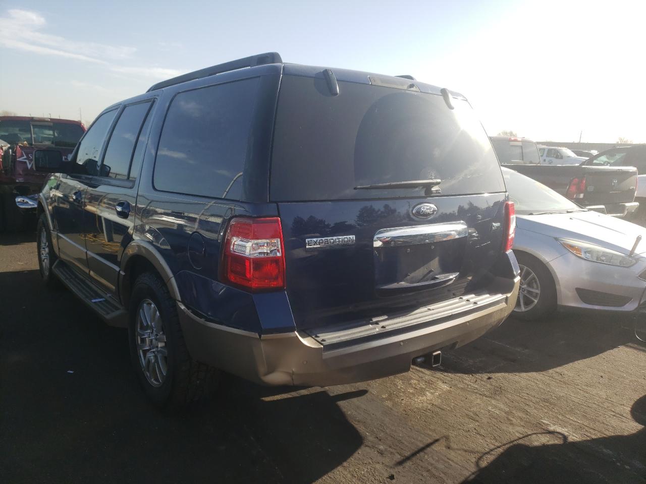 Photo 3 from auction – 2012 FORD EXPEDITION with VIN 1FMJU1H54CEF67829
