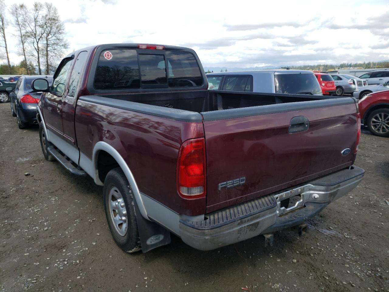 Photo 3 from auction – 1999 FORD F250 with VIN 2FTPX28L9XCA80793