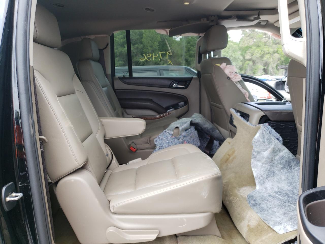 Photo 6 from auction – 2017 CHEVROLET SUBURBAN C with VIN 1GNSCJKC3HR191733
