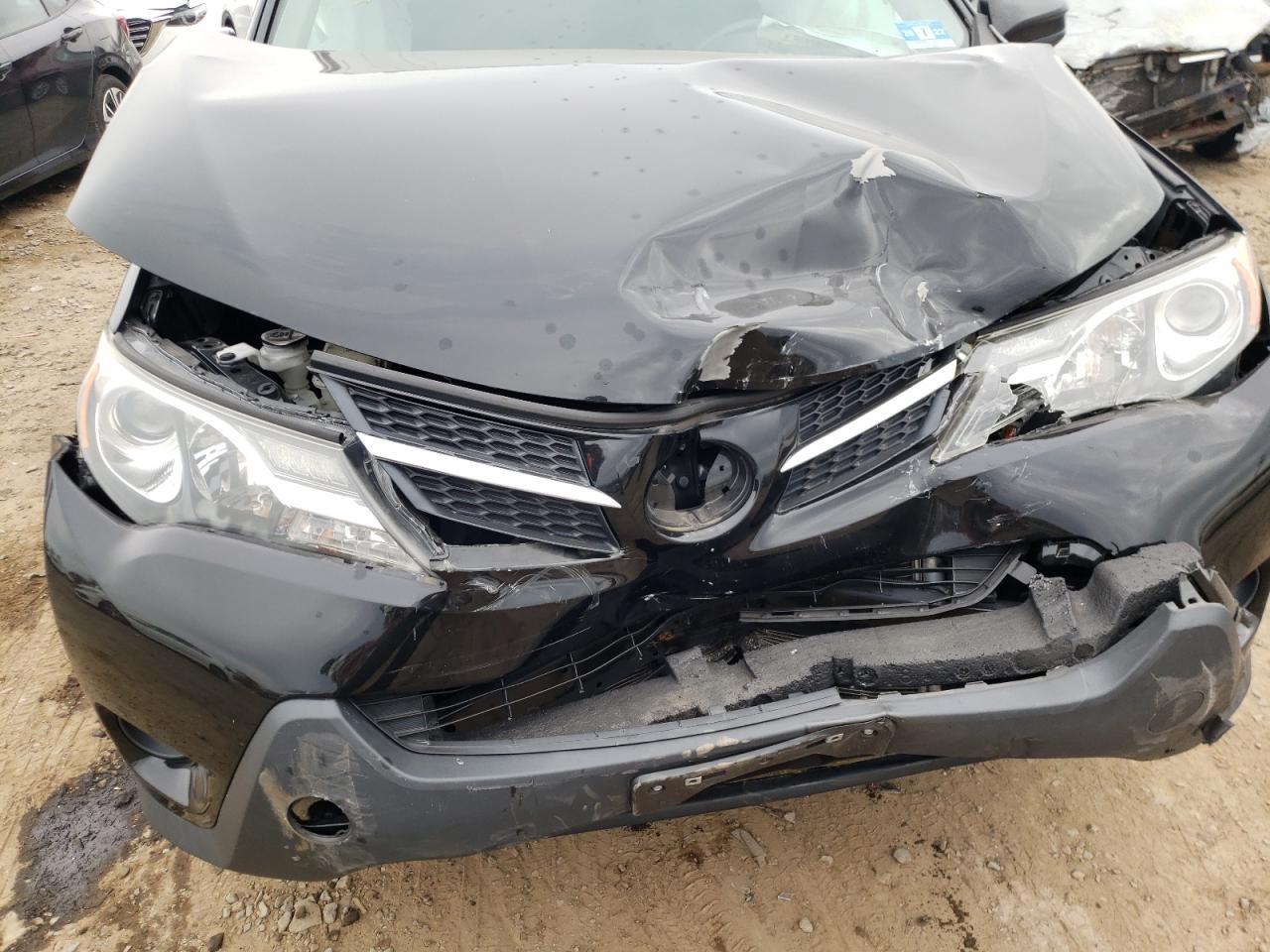 Foto 9 de la subasta – 2015 TOYOTA RAV4 LE con VIN 2T3BFREV3FW355409