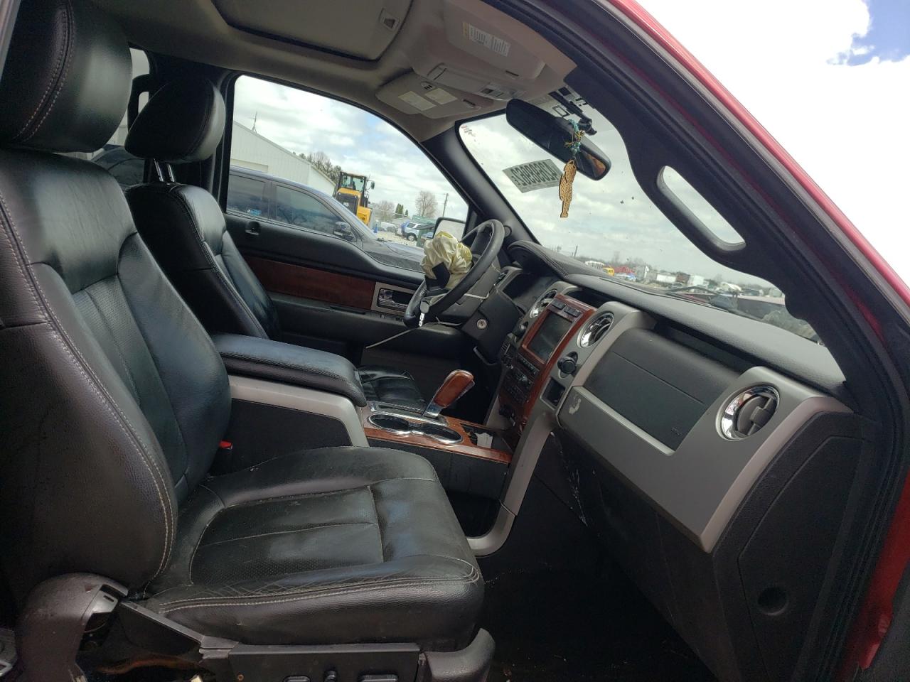 Photo 5 from auction – 2010 FORD F150 SUPER with VIN 1FTFW1EV2AFA22468