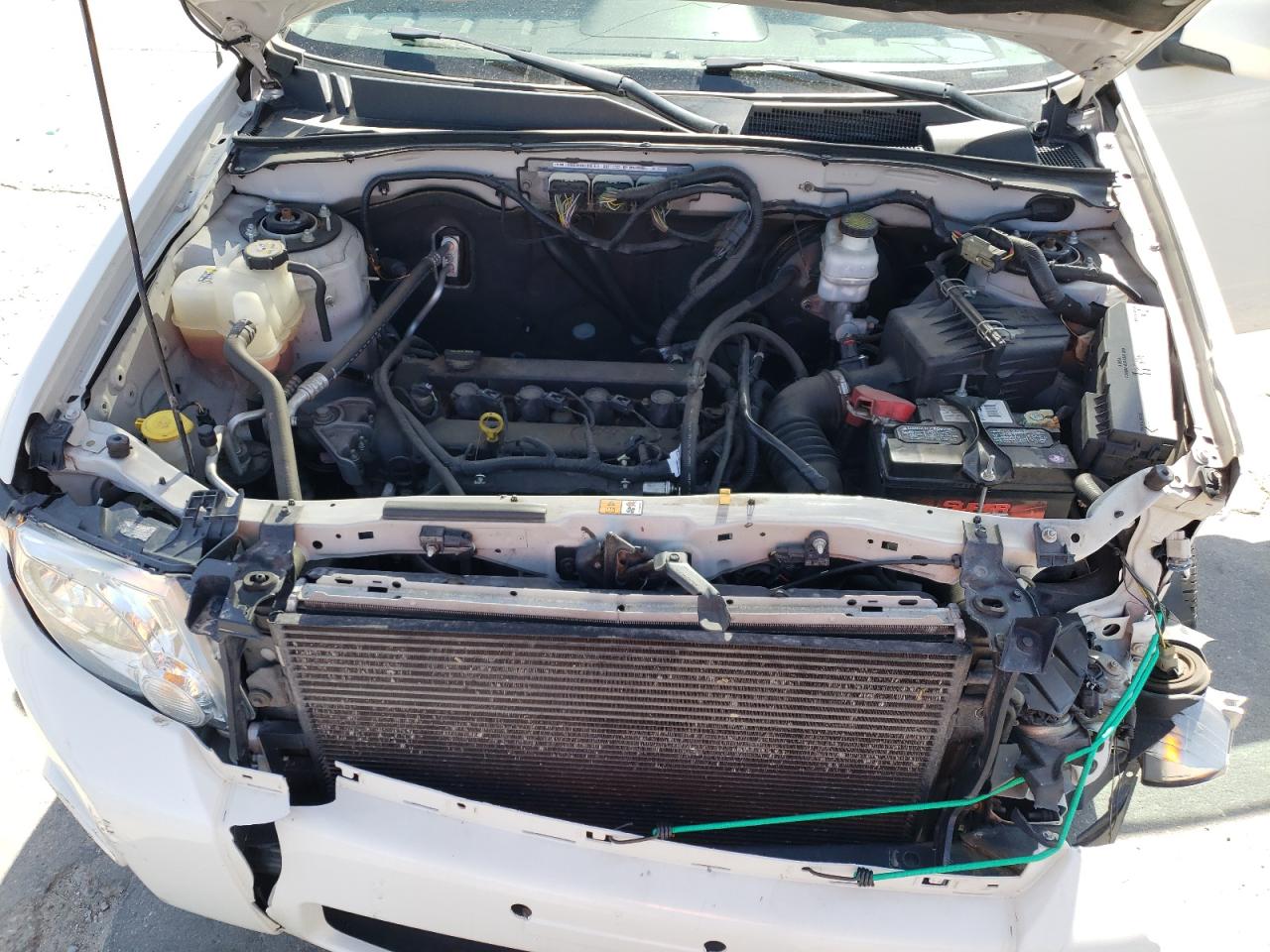 Photo 7 from auction – 2012 FORD ESCAPE LIM with VIN 1FMCU9E77CKC69032