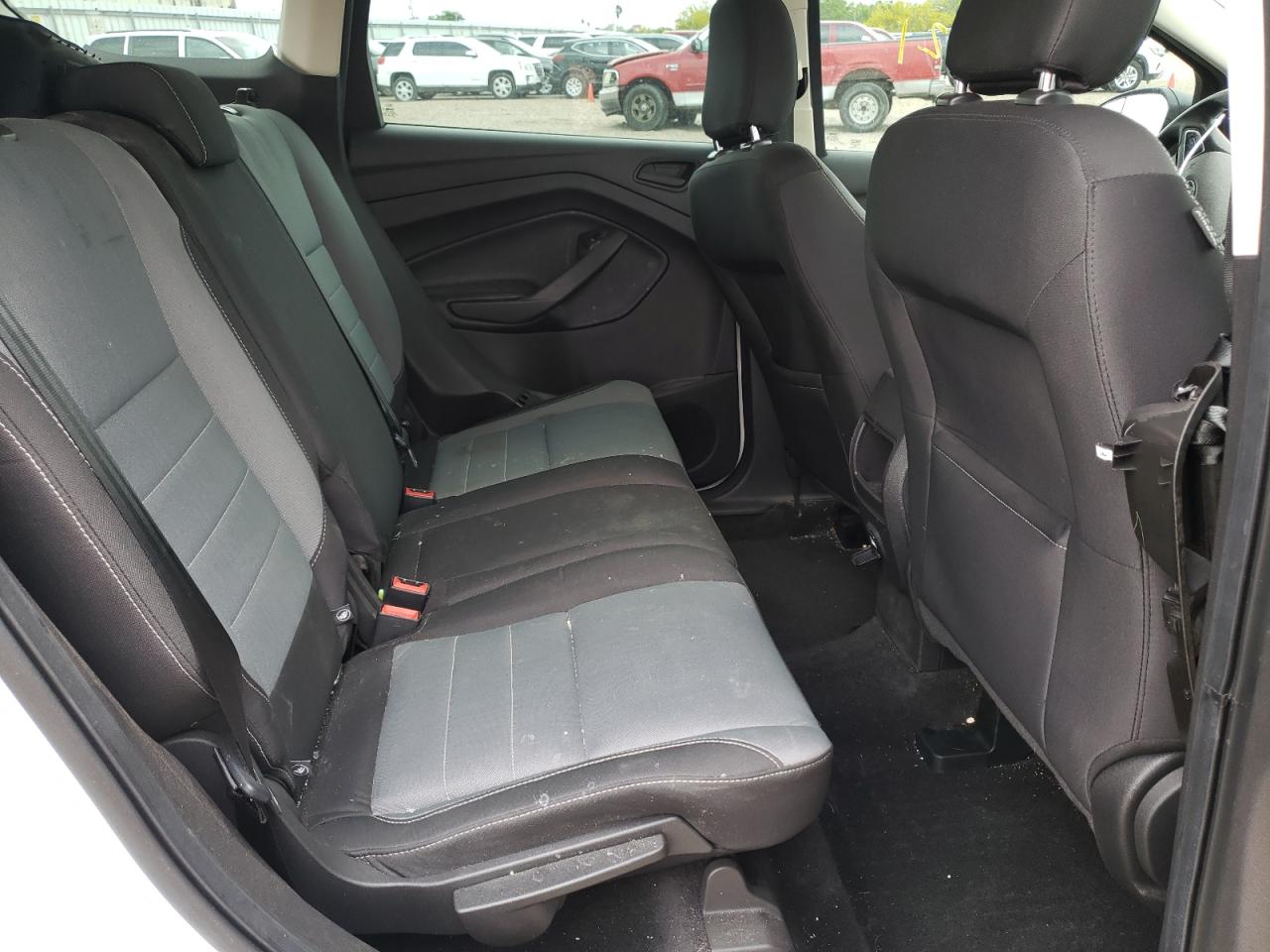 Photo 6 from auction – 2018 FORD ESCAPE S with VIN 1FMCU0F71JUD19998
